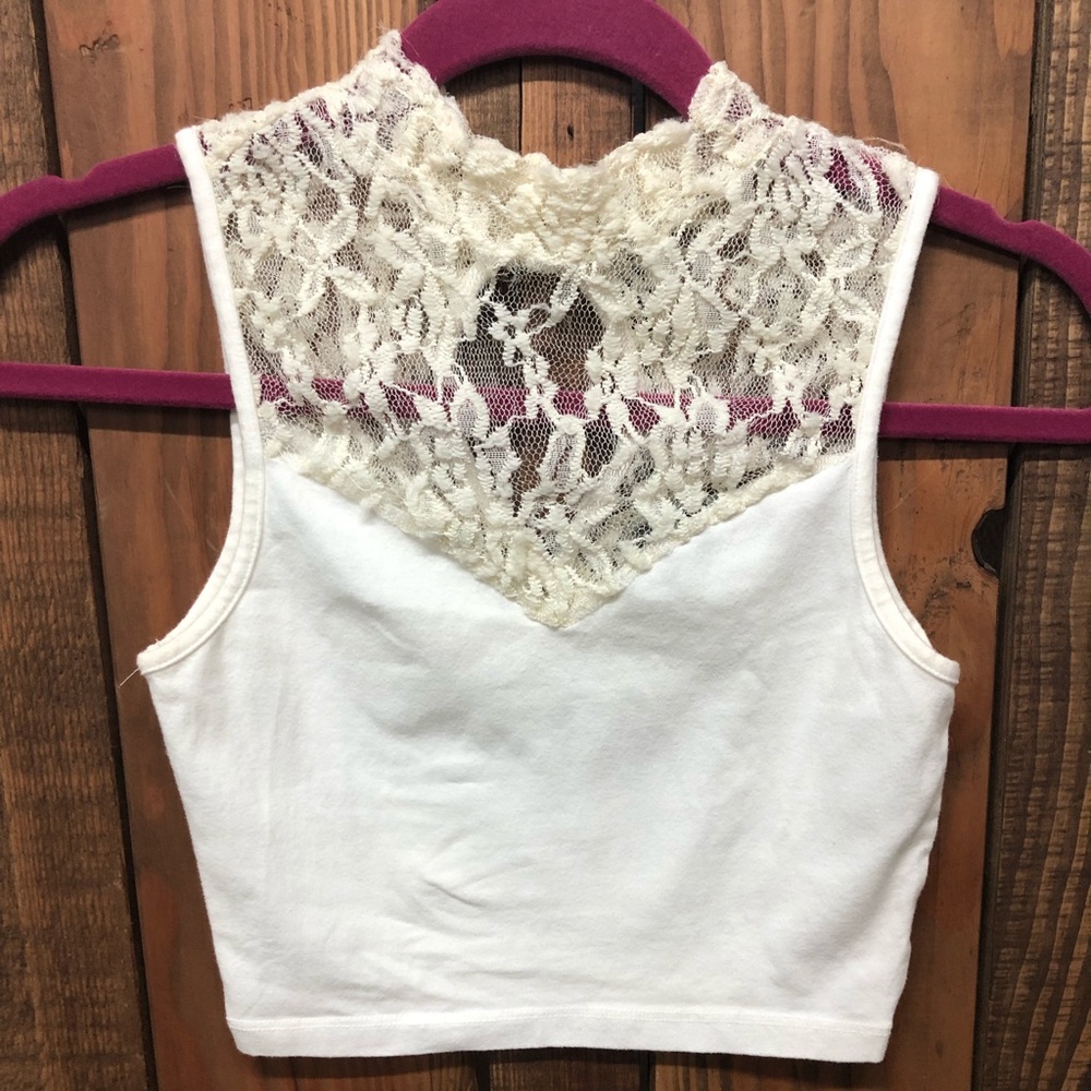 Charlotte Russe size small white lace crop top - Picture 4 of 7